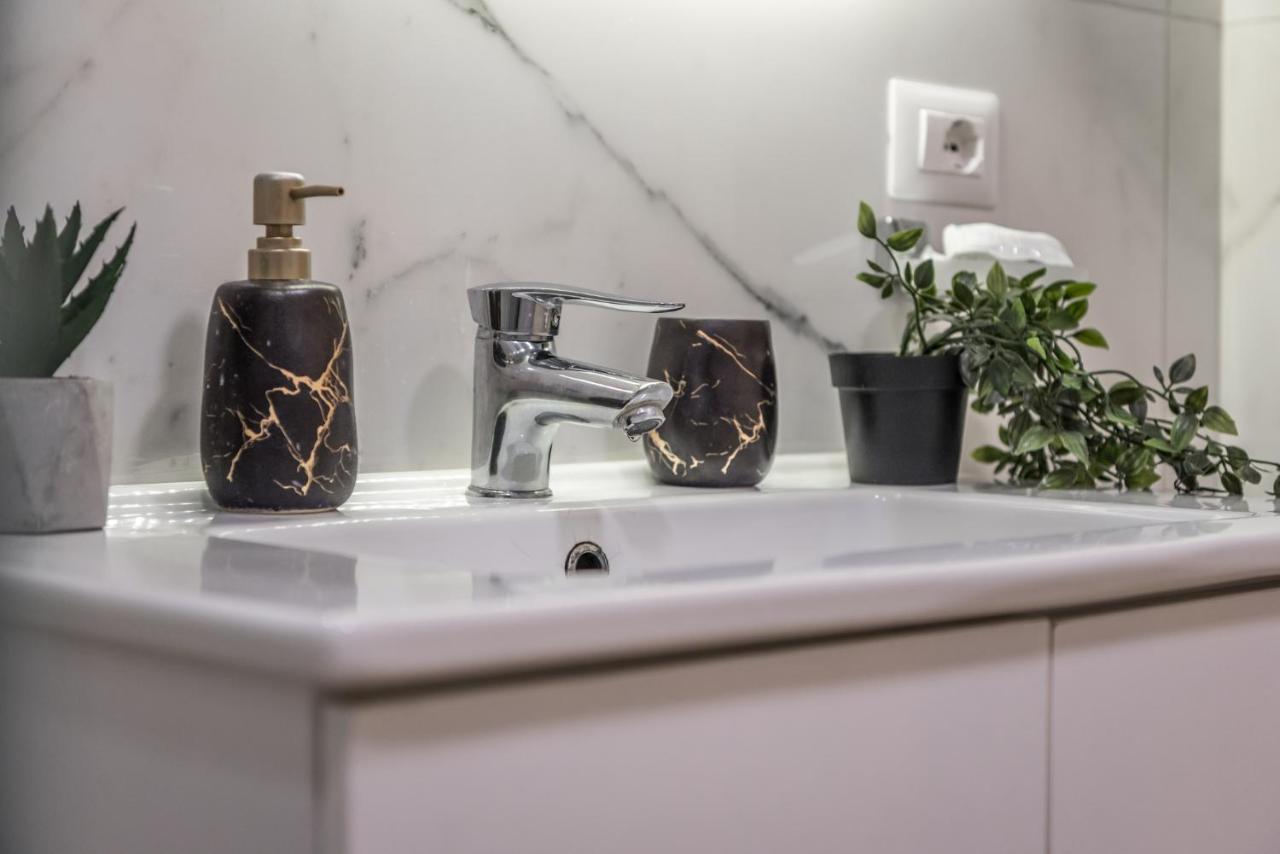 Dream Apartment - Fully Equipped Дуррес Экстерьер фото